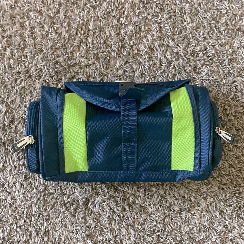 Bella Russo Toiletry Bag Muckleshoot Casino